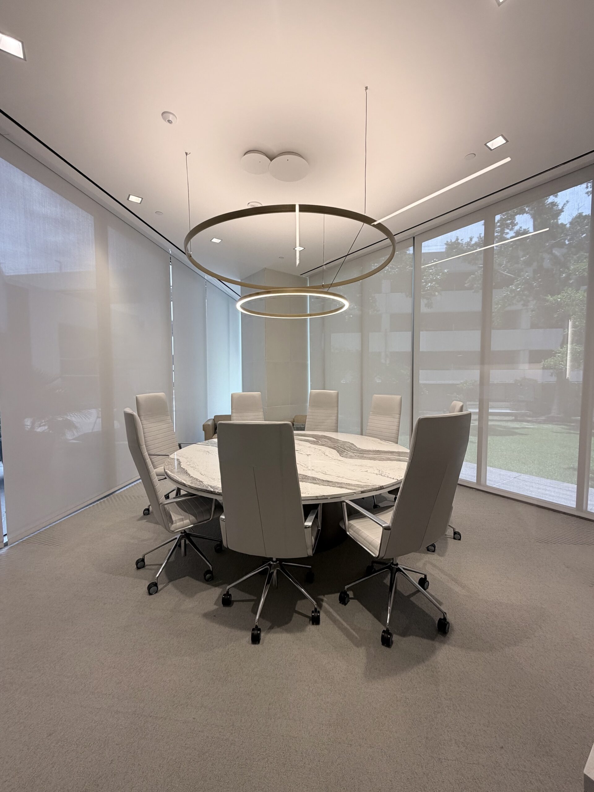 Gulf Capital Bank Office - Meeting Room I